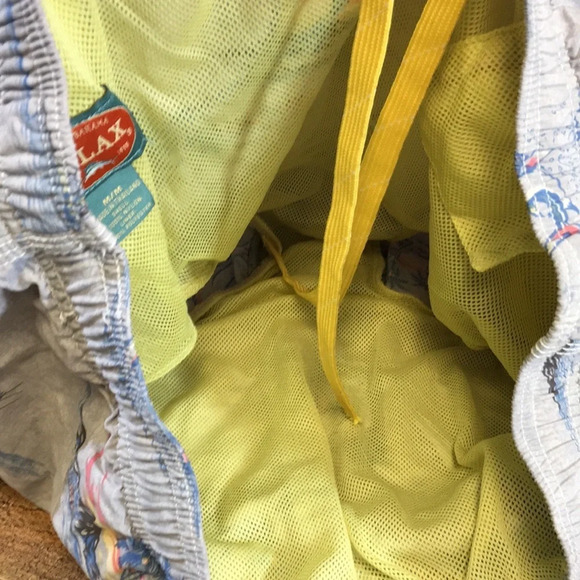 Tommy Bahama Relax Board Shorts Mens Medium Blue‎ Yellow Marlin Beach Print Swim - Picture 7 of 12